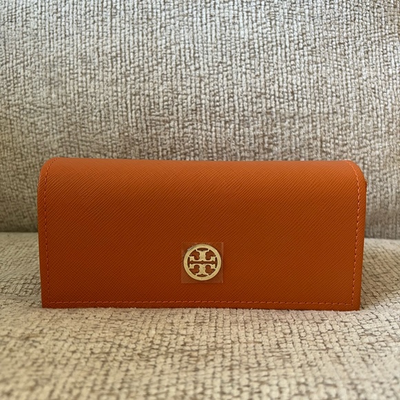 Tory Burch Accessories - Tory Burch Sunglasses Case